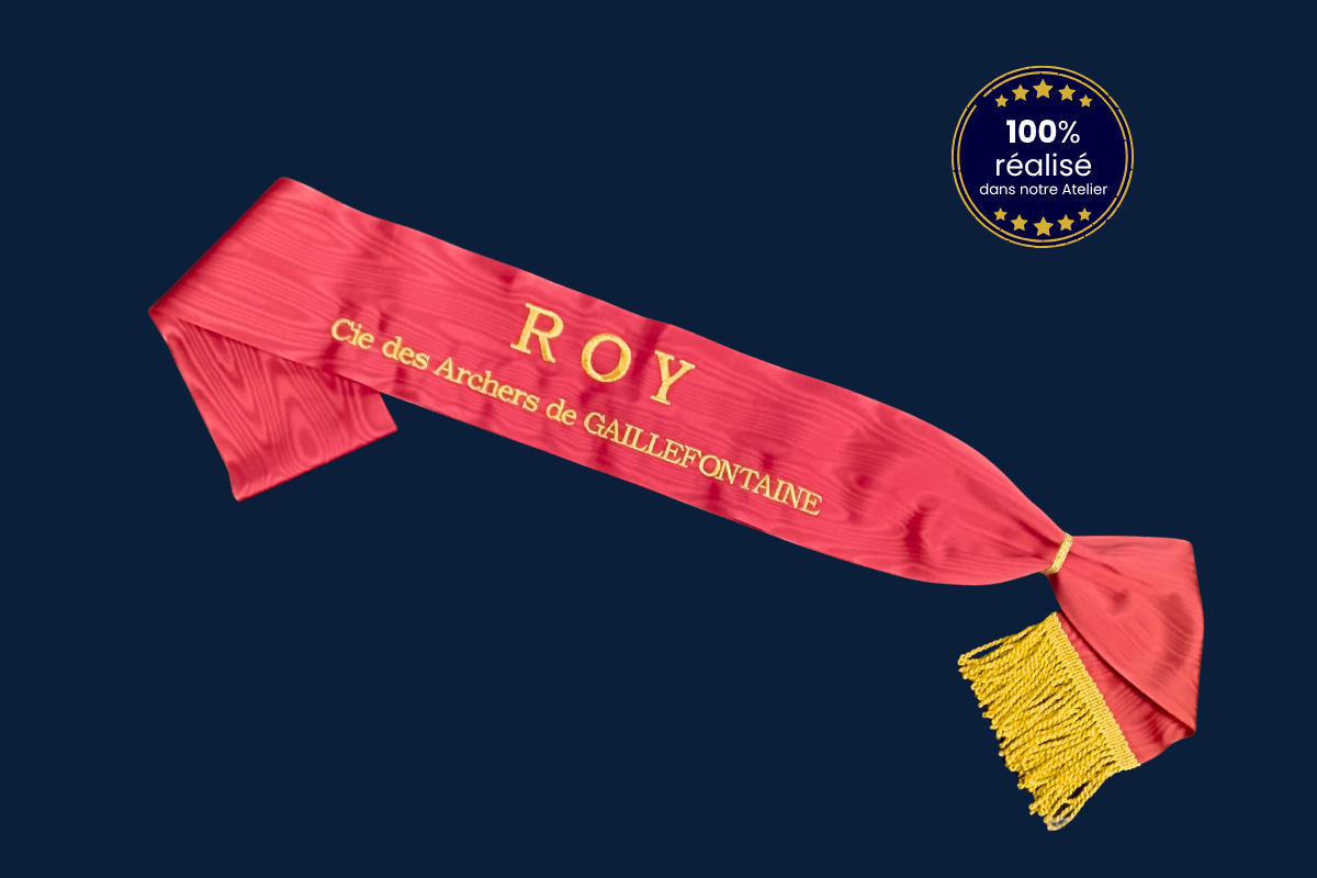 Écharpe de tir à l’arc – titre Roy en ruban moiré rouge avec broderie en fil doré, fabrication en atelier